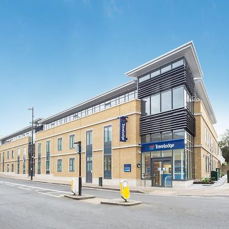 Travelodge London Richmond Central Buitenkant foto