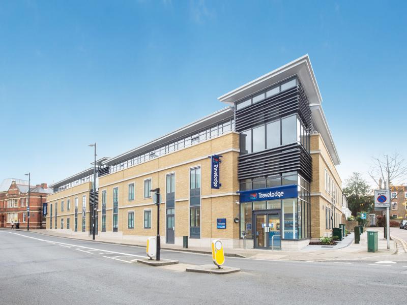 Travelodge London Richmond Central Buitenkant foto